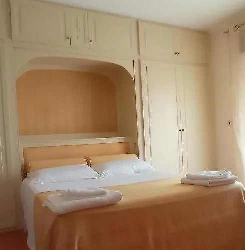 Italia Apartment
